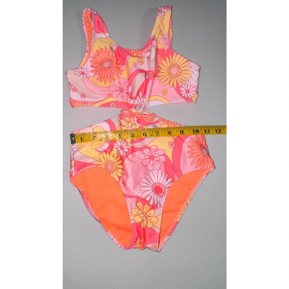 Breaking Waves Girls 8 Swimsuit Floral Print Keyhole Monokini Vacation Resort